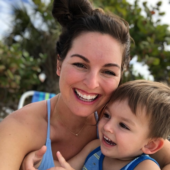 Meet your Posher, Brittney - Picture 2 of 2